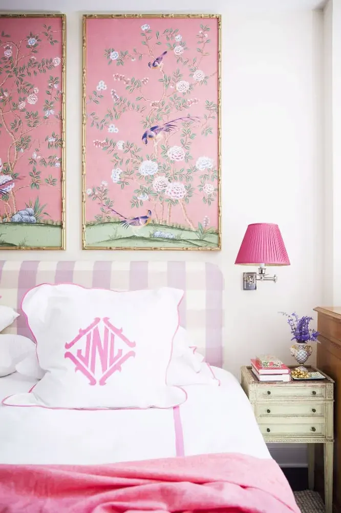 Chinoiserie wallpaper panels in a bedroom