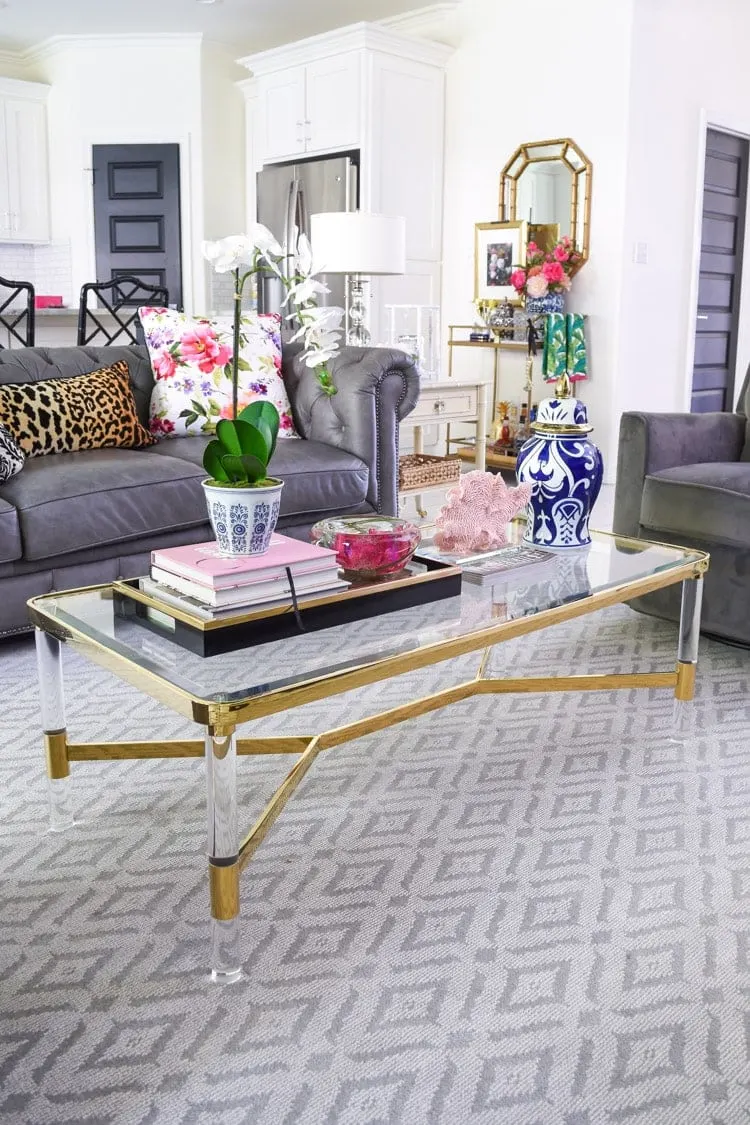 Gold and lucite coffee table decor ideas