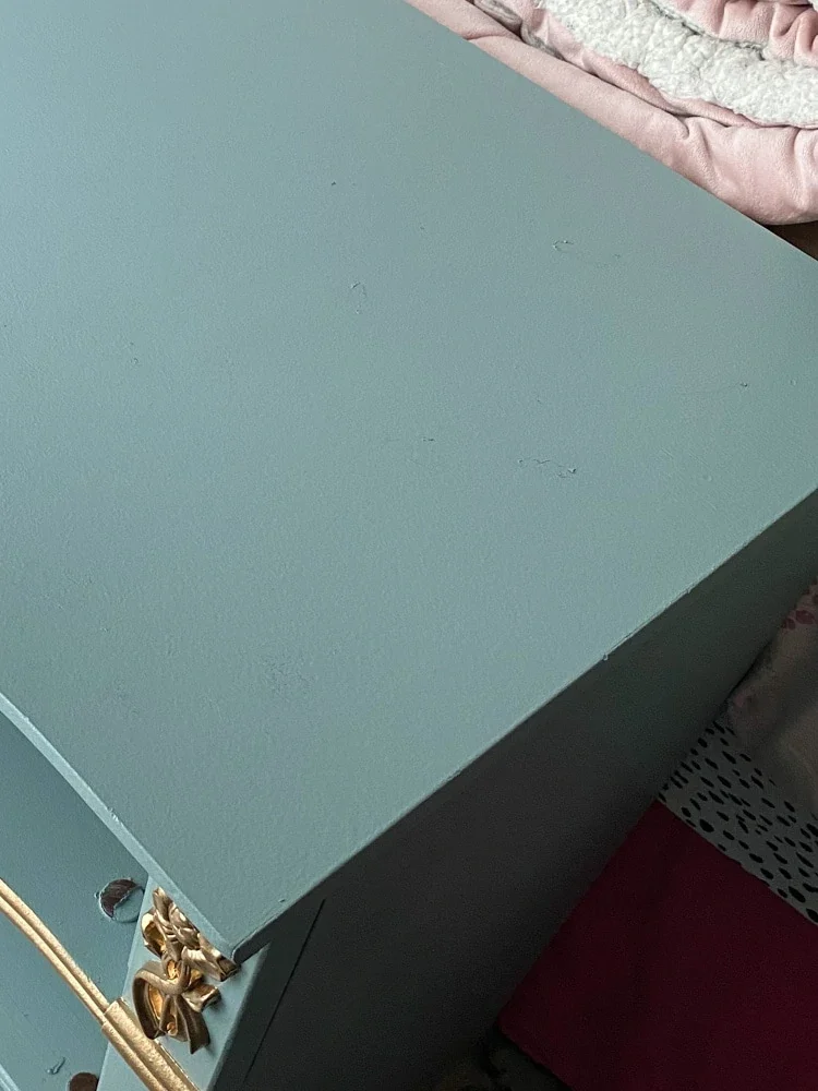 Paint chipping on furniture without primer
