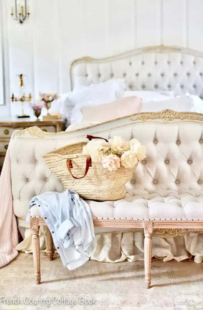 french tufted bed